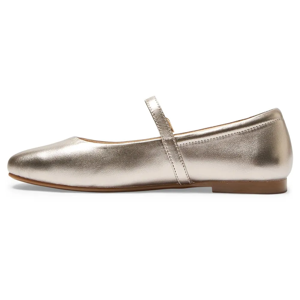 Athena Flat in Pale Gold Glove Leather