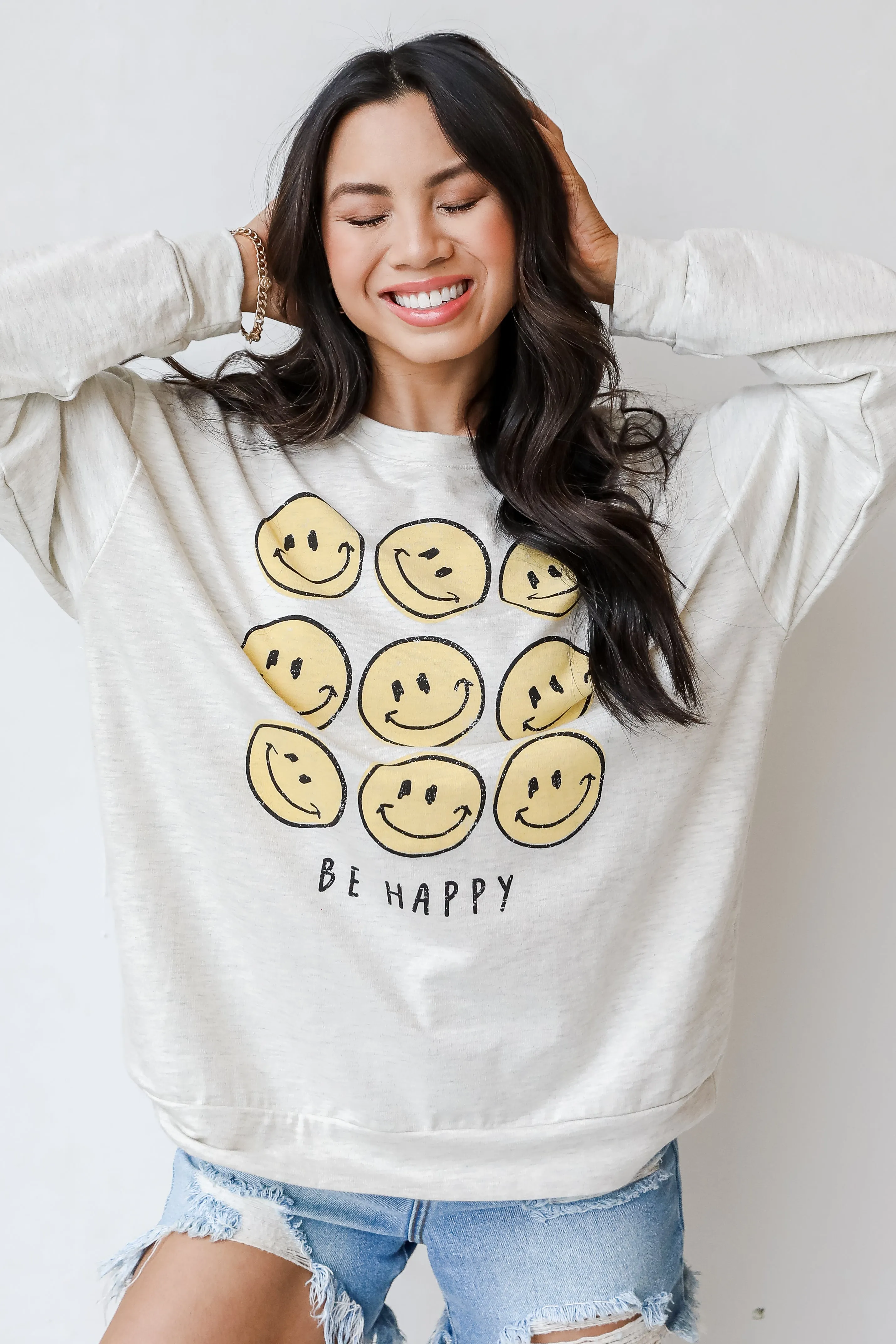 Be Happy Smiley Face Pullover