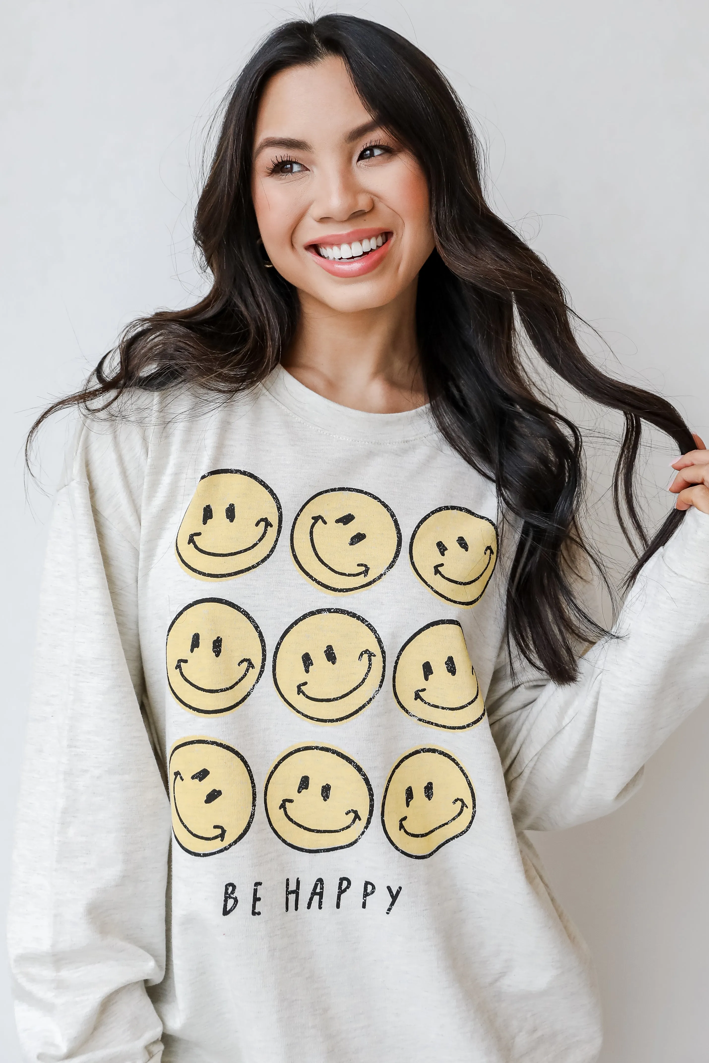 Be Happy Smiley Face Pullover