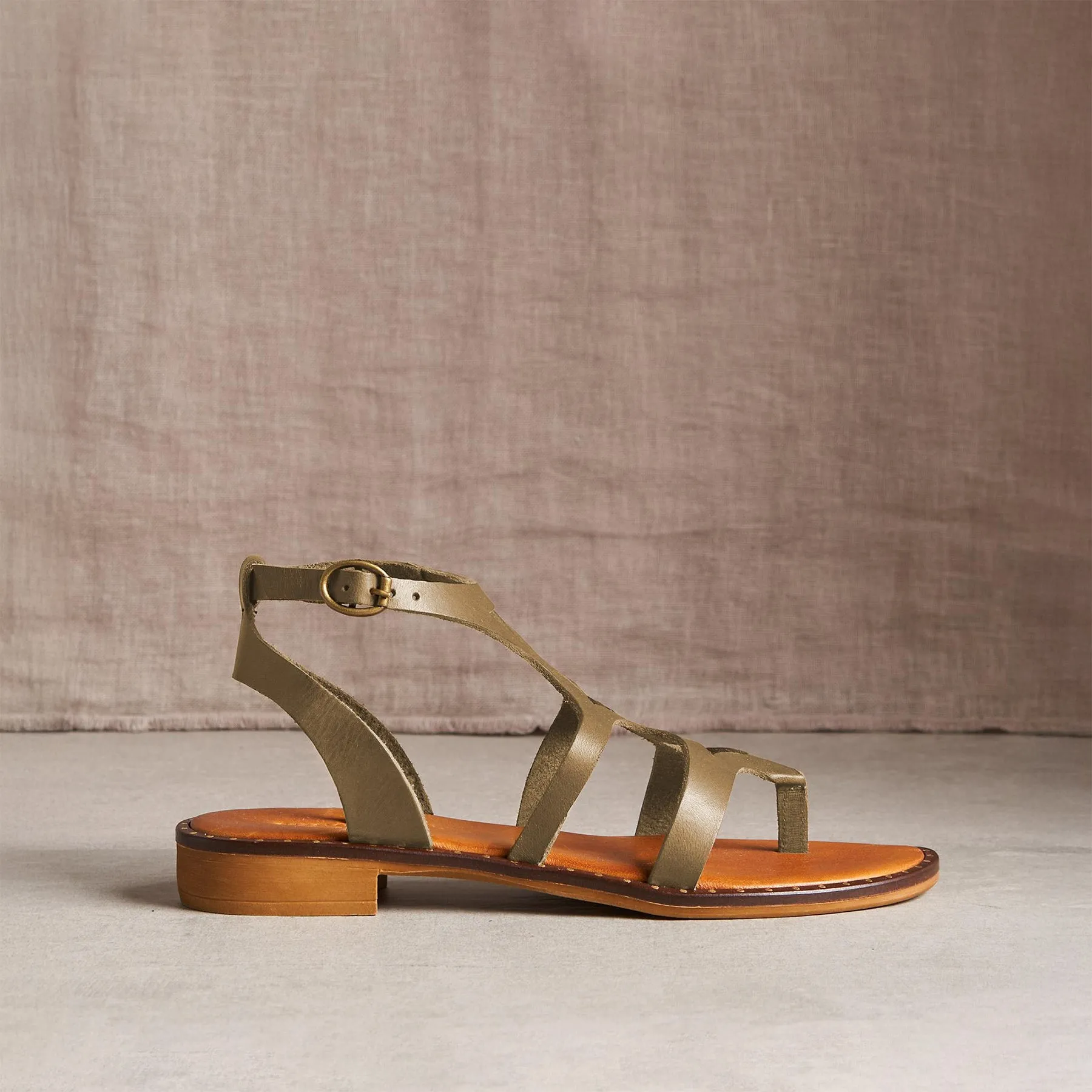 Courtyard Sandals