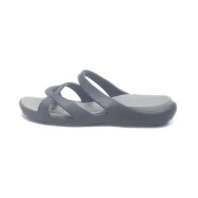 Crocs Brooklyn Flat Sandals Rubber Black Colour For Women