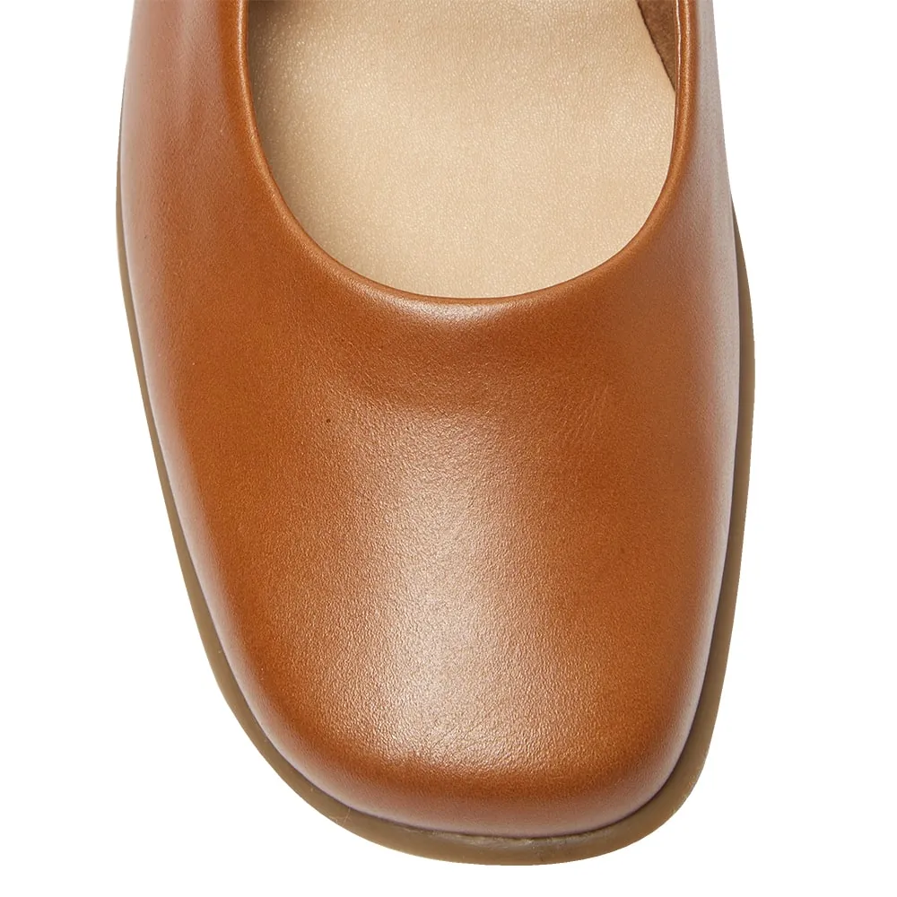 Katrina Flat in Cognac Leather