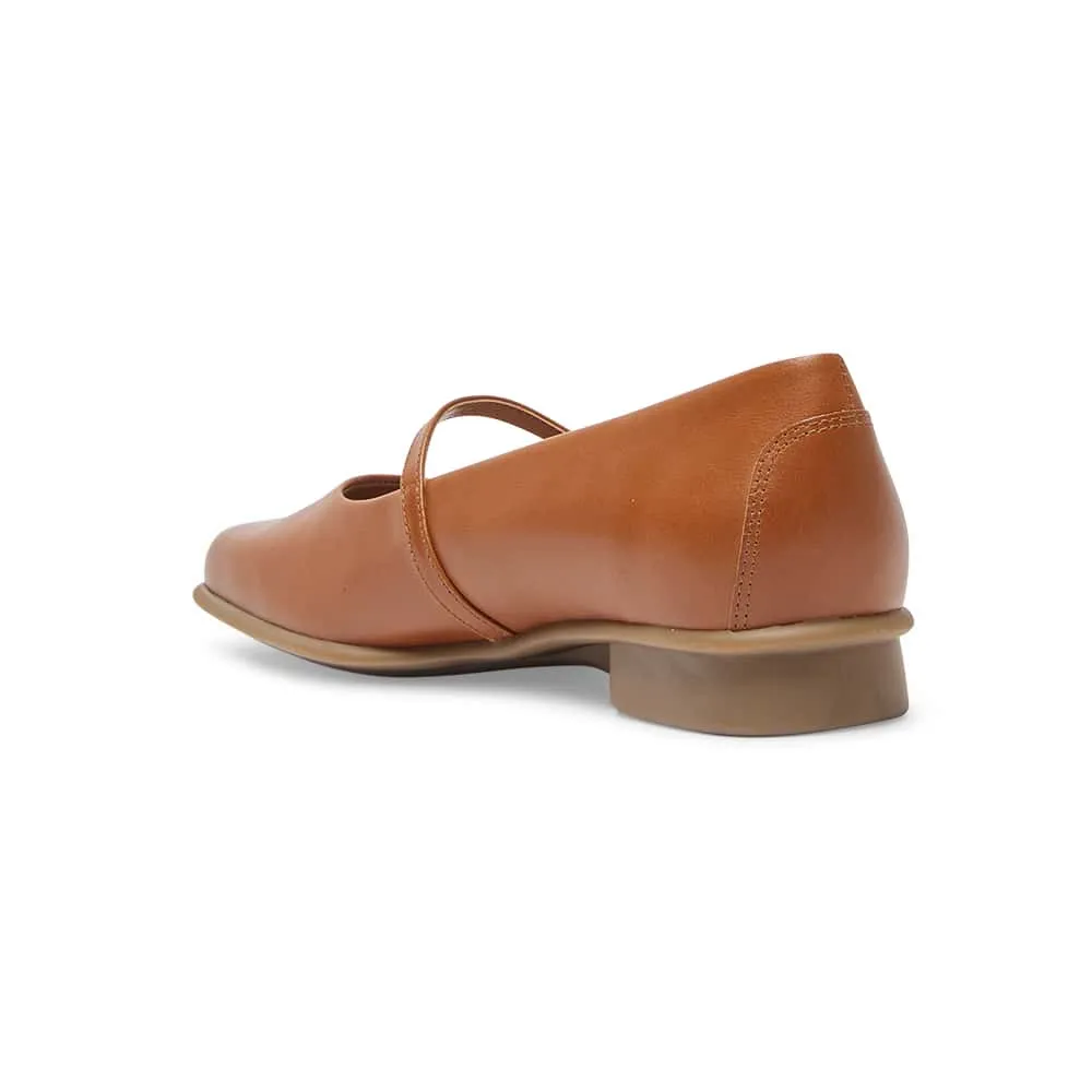 Katrina Flat in Cognac Leather