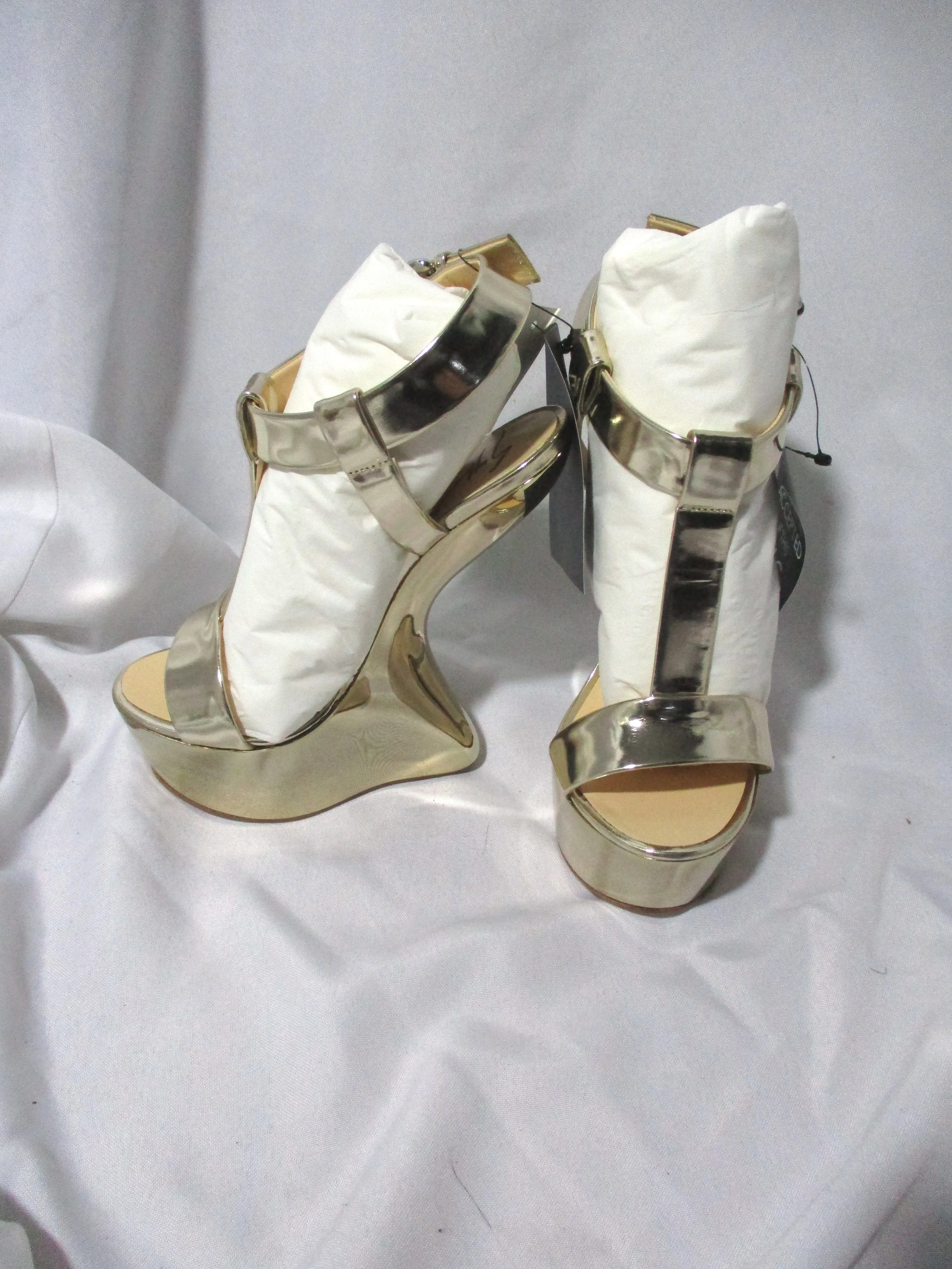 NEW GIUSEPPE ZANOTTI LADY GAGA HEEL PLATFORM Shoe Wedge 36 GOLD NWT