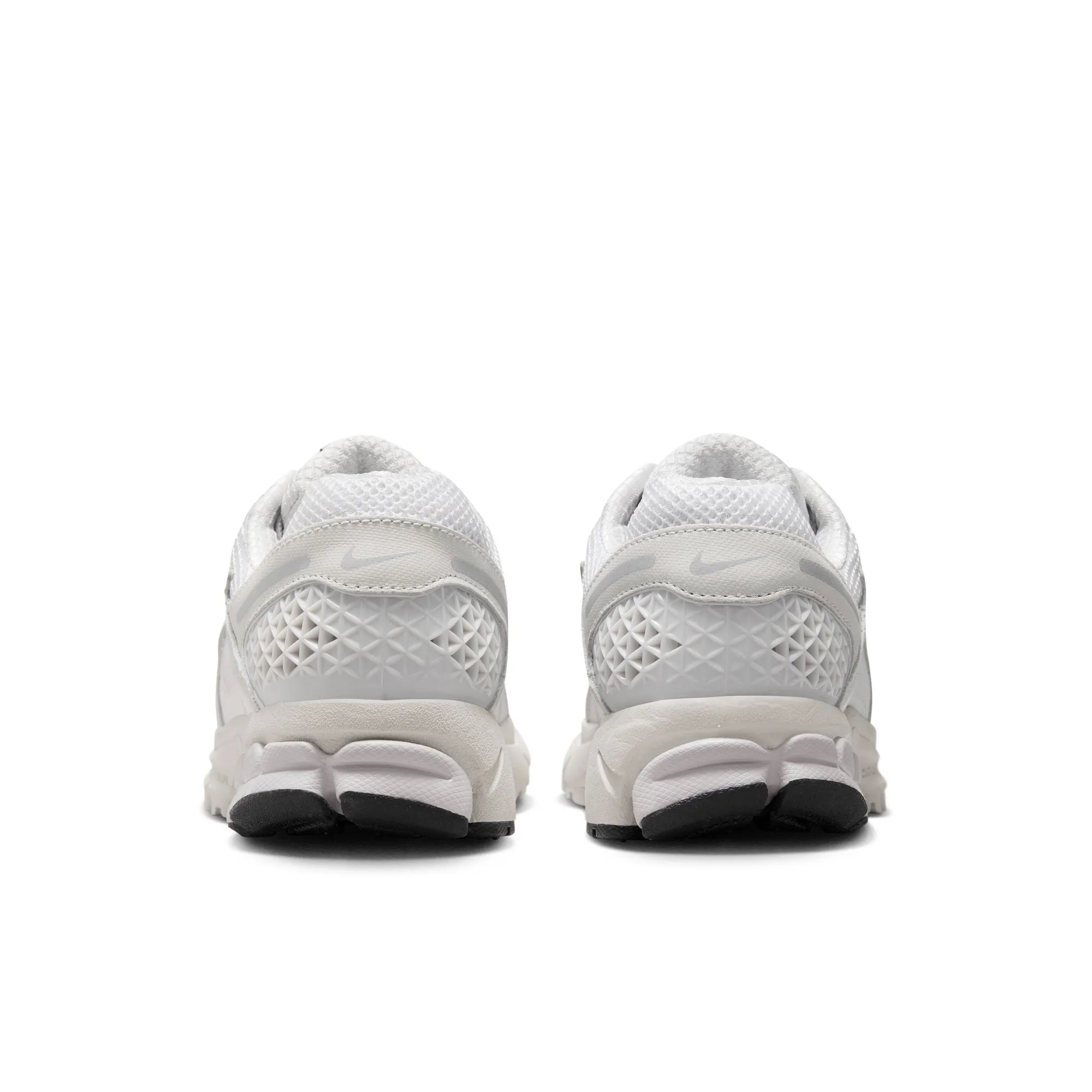 Women's Nike Zoom Vomero 5 - WHITE/VAST GREY-BLACK-SAIL