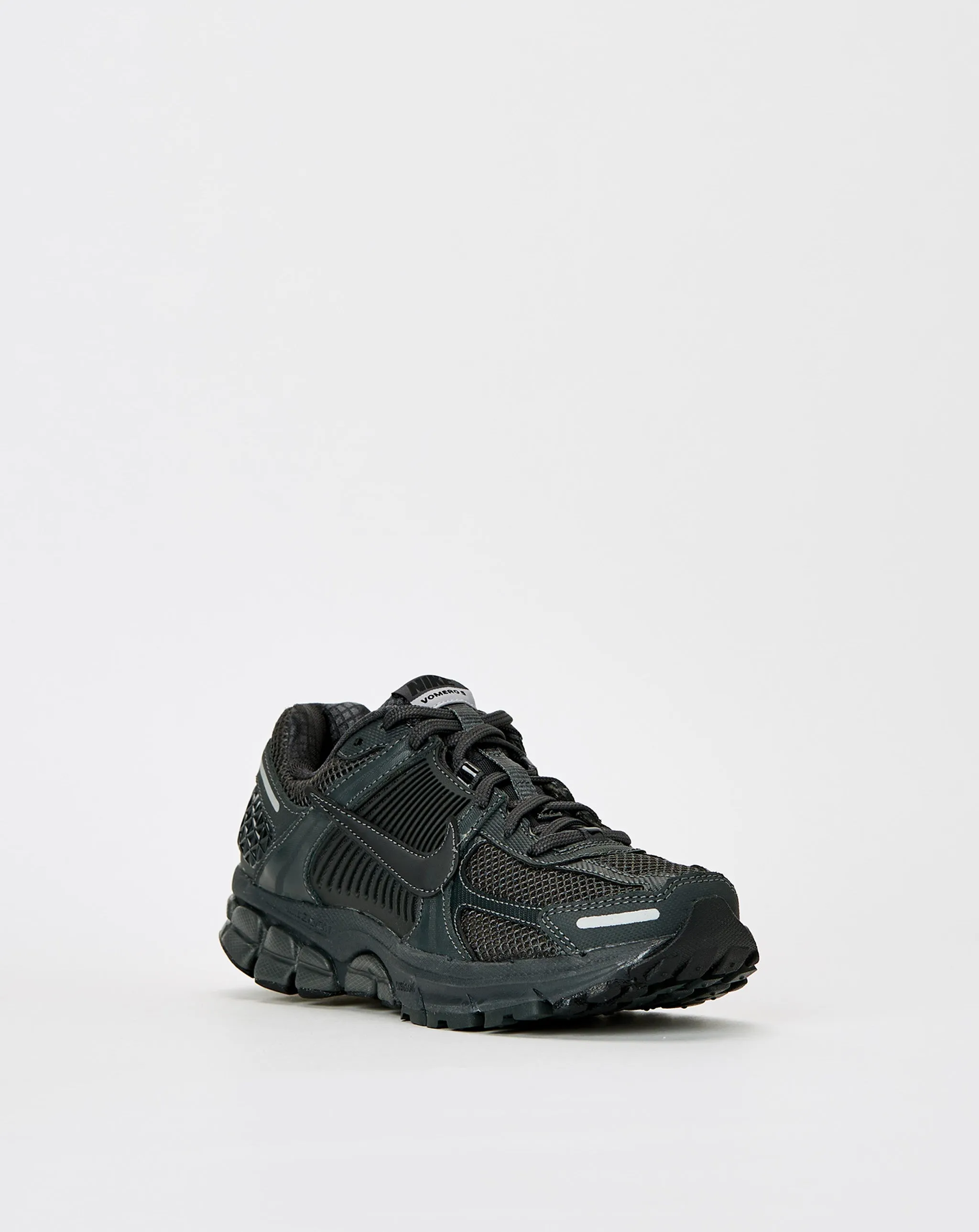 Women's Zoom Vomero 5 "Triple Black"